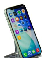 Apple iPhone 12 64gb (79% Battery Health)